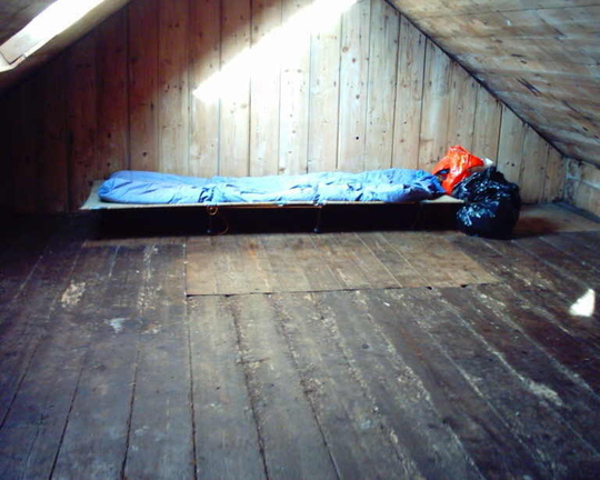 Maol-bhuidhe Bothy Room