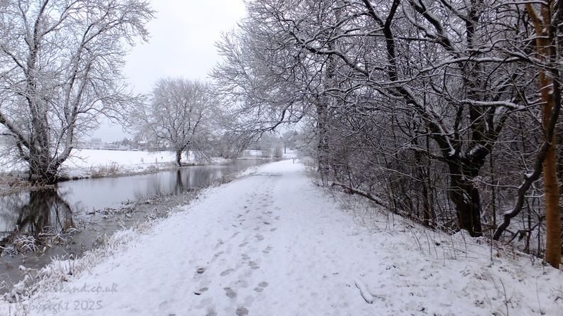 canal-snow-011.JPG